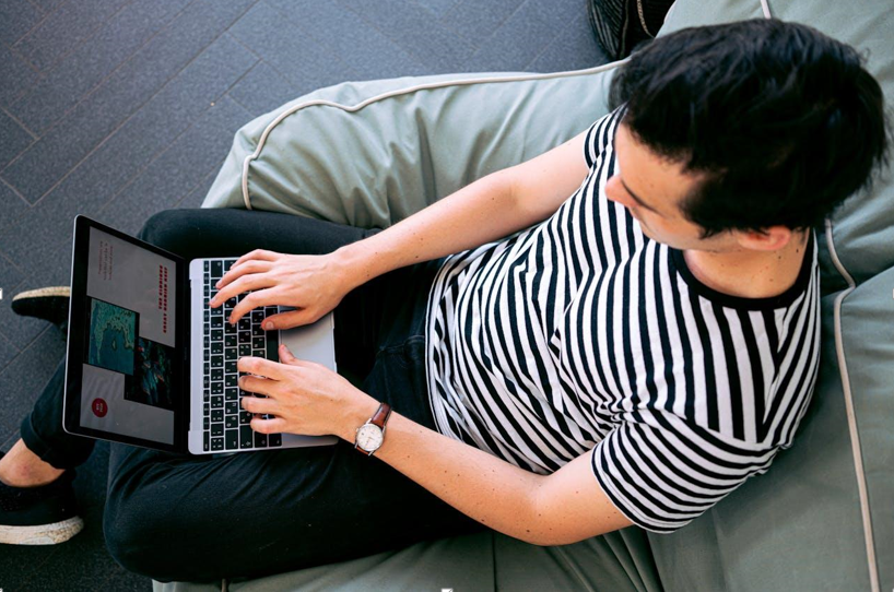 Smart Tips to Grow Your Business Online and Stand Out Online